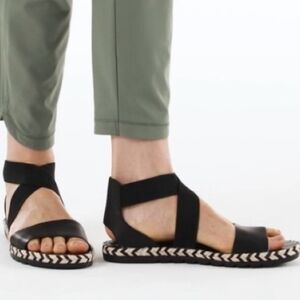 Sorel Black Ella II Leather Criss-Cross Slip On Flat Sandals